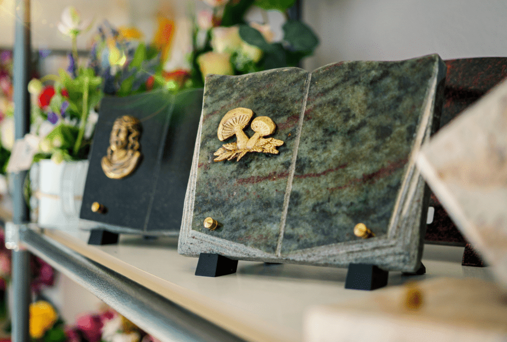 quel objet mettre sur une tombe