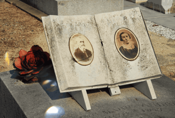 Quelle photo mettre sur une tombe ?